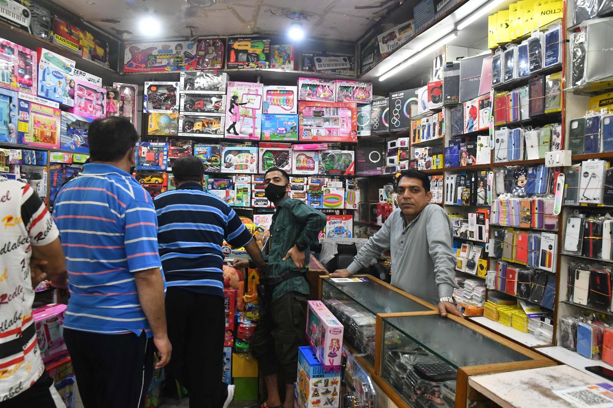 Palika bazar ps4 shops store