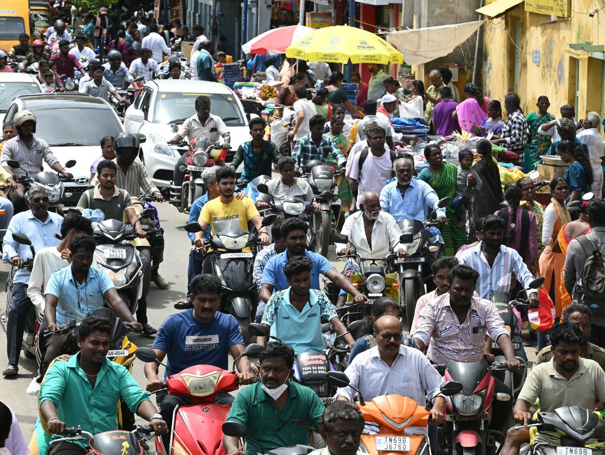 A huge crowd and Traffic jam at Palayamkottai road in Thoothukudi on Sunday on the occasion of Deepavali purchase. 