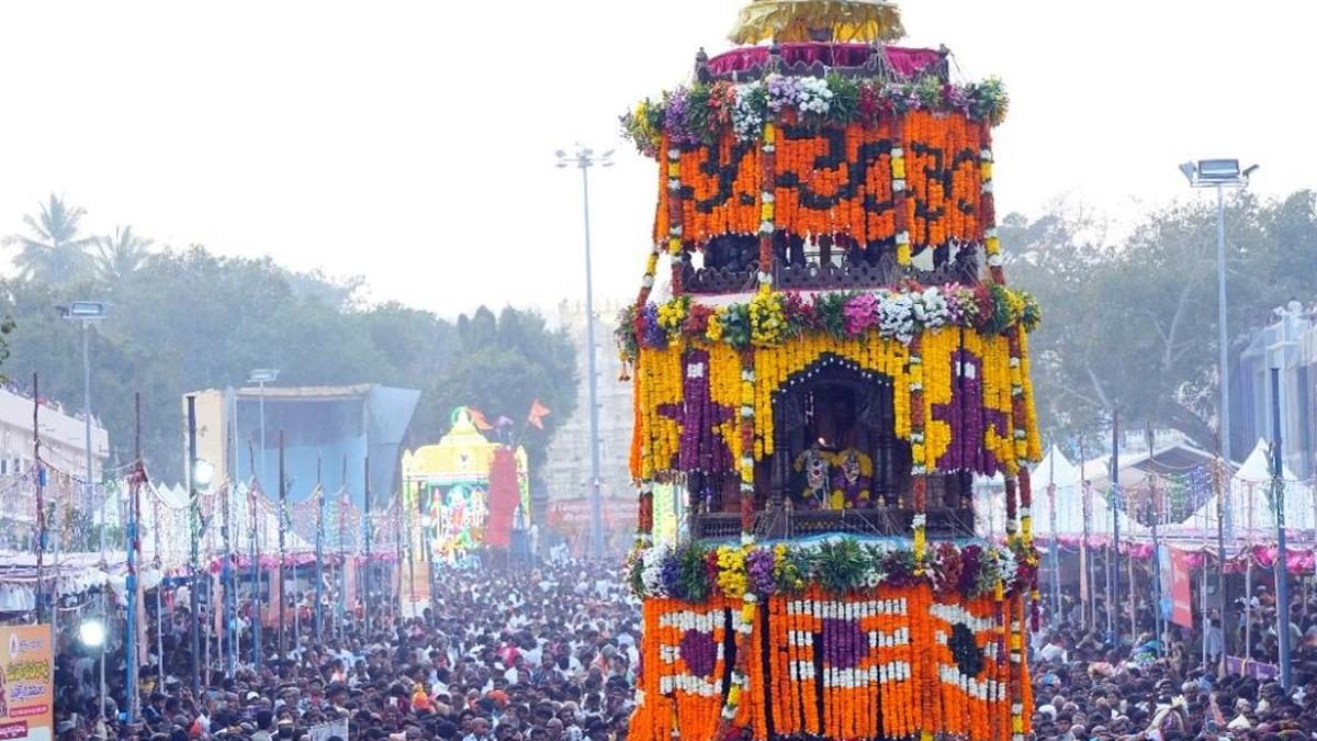 Srisailam celebrates Mahasivaratri Brahmostsavams with ‘Rathotsavam’, ‘Teppotsavam’