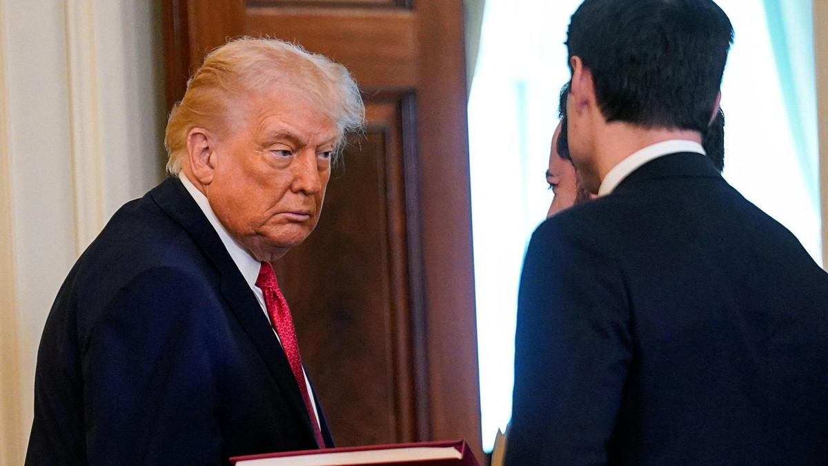 Trump says he may punish countries with tariffs if they don't back U.S. controlling Greenland