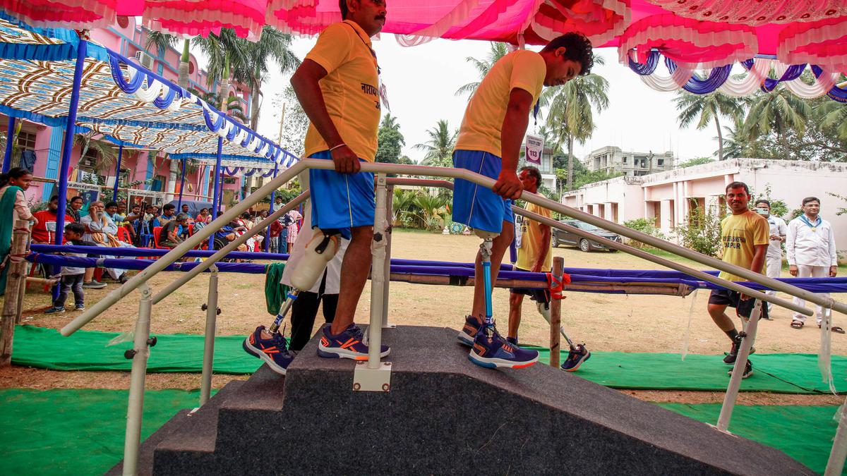 Vijayapura-based BLDE team gets patent for artificial leg