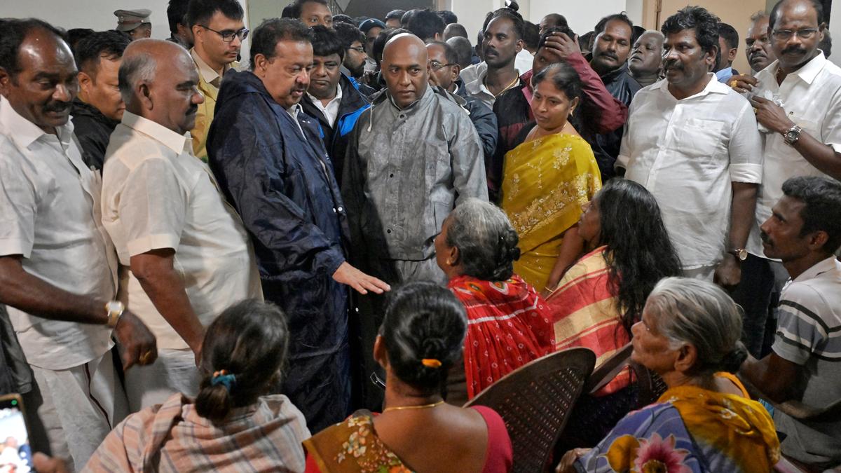 Over 1,750 moved to relief camps in Villupuram district, says Forest Minister K. Ponmudy
