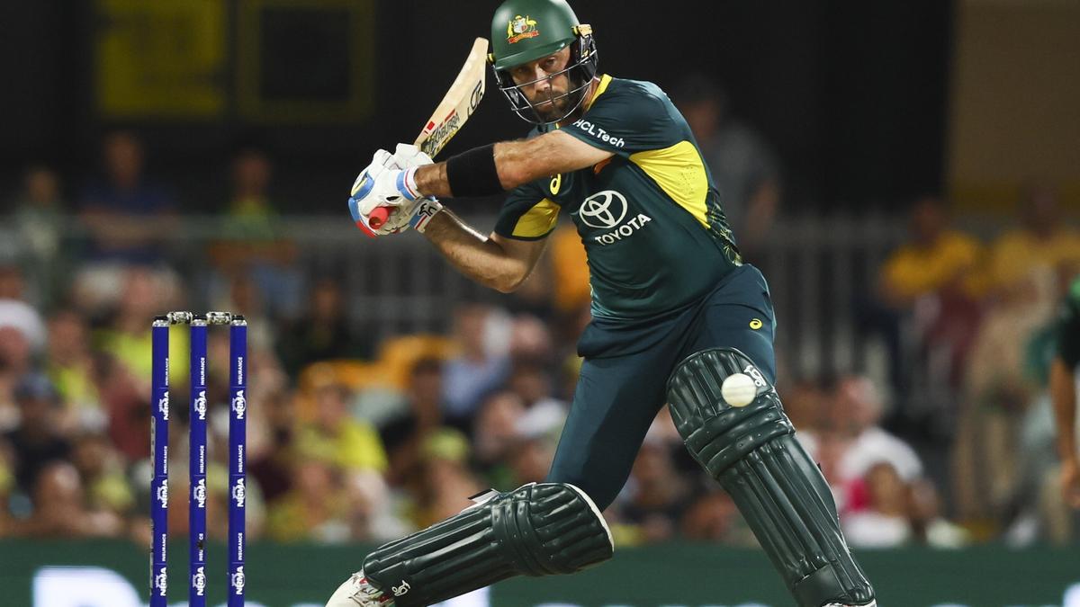 Australia dominates Pakistan in truncated T20I series-opener