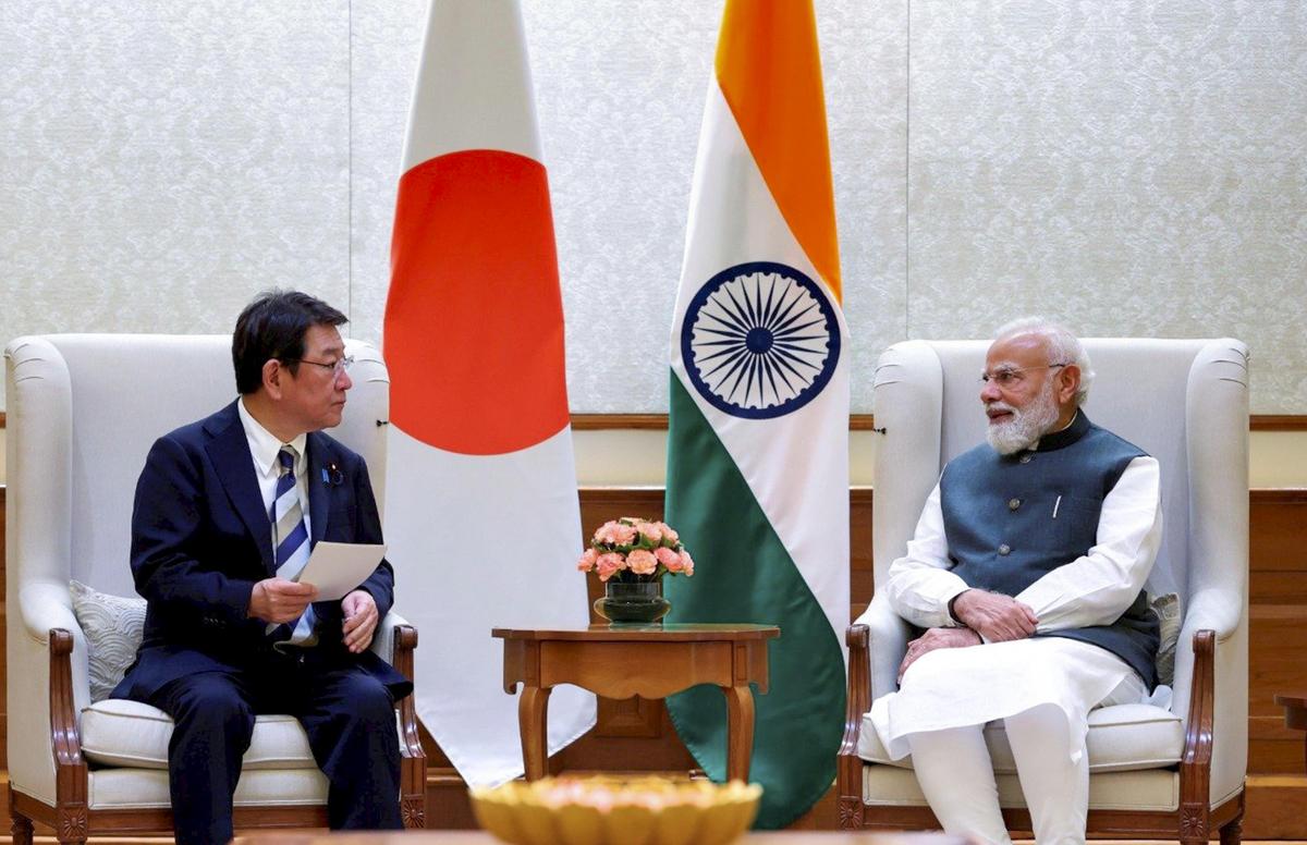 प्रधान मंत्री नरेंद्र मोदी 26 मई, 2026 को नई दिल्ली में जापान के विदेश मंत्री तोशिमित्सु मोतेगी के साथ बातचीत करते हैं। फोटो: एक्स/@नरेंद्रमोदी पीटीआई के माध्यम से
