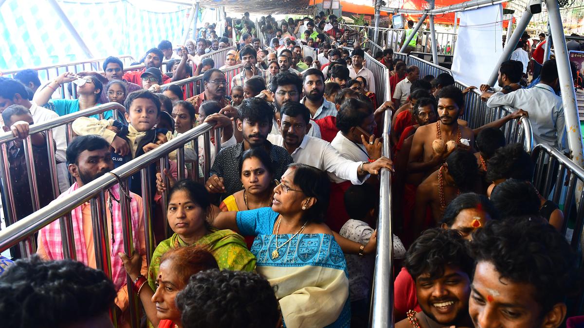 Darshan for common devotees goes for a toss at Kanaka Durga temple in Vijayawada