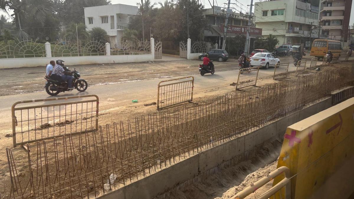Roadworks Paralyze Chandapura-Attibele Highway Causing Delays