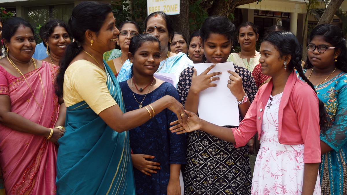 Kanniyakumari fares well in SSLC results, Thoothukudi in Plus One results