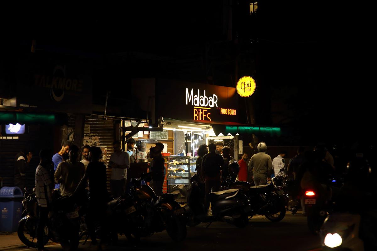 Crowd at an eatery near Kuravankonam Junction