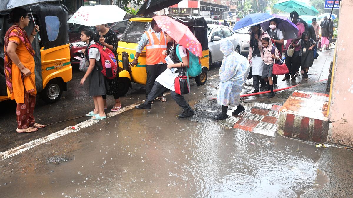 Heavy showers may shift to T.N.’s northern and delta districts for next 2 days, says Meteorological Department