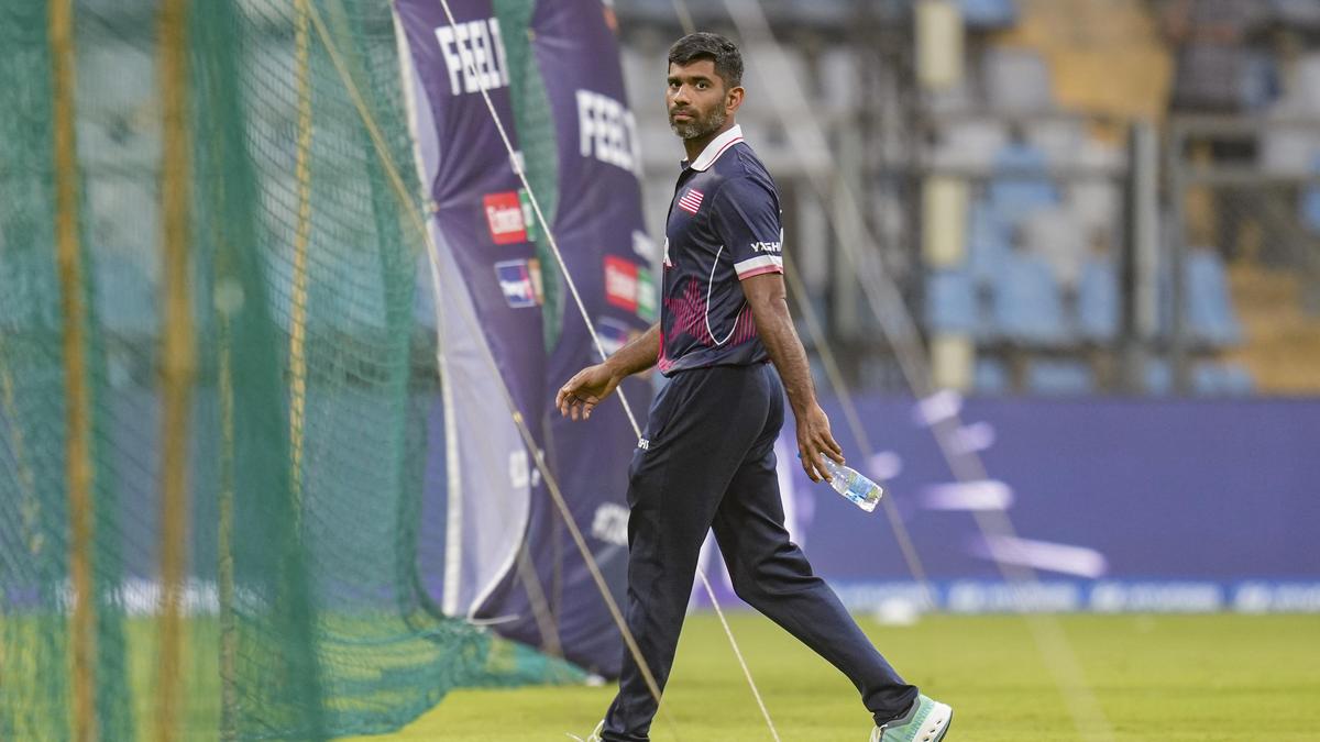 Dalam format yang tidak dapat diprediksi seperti kriket T20, keberuntungan bisa melebihi keakraban: Netravalkar