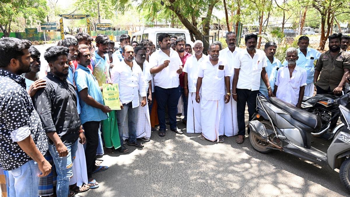 Residents seek permission to conduct jallikattu for temple festival