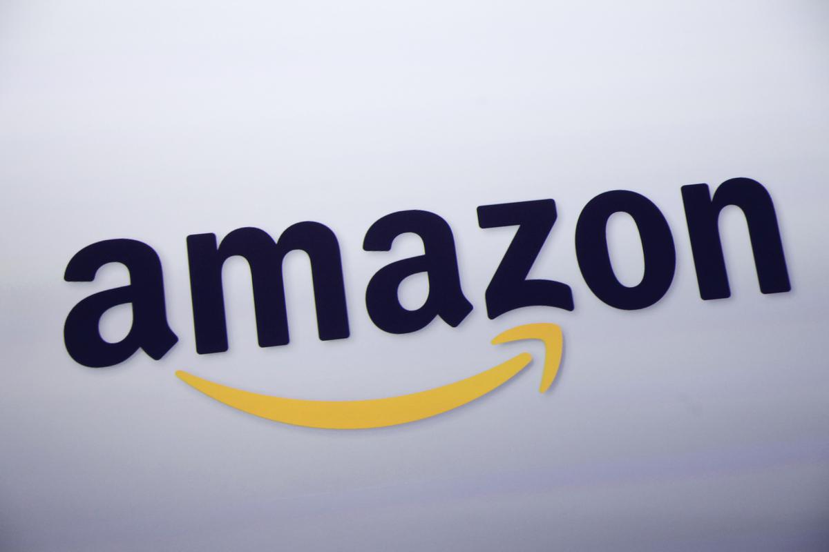 Amazon.com to freeze hiring in corporate workforce