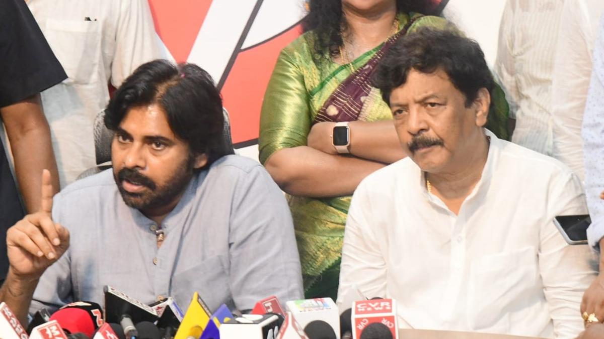 Andhra Pradesh: Government not proactive in reaching out to the farmers, says Pawan Kalyan