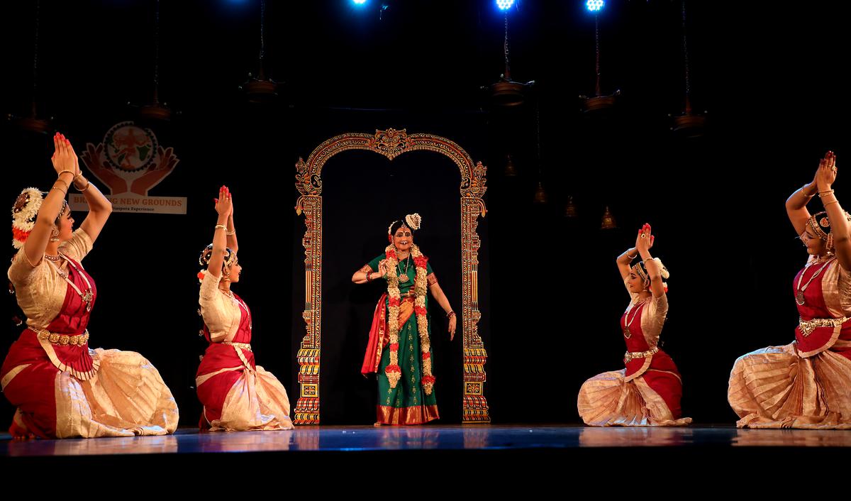 Buy Bharatanatyam Dance Art Dance Wall Art Ballerina Wall Art Indian Art  classical Dance Girl Indian Traditional Canvas Art Print gift Online in  India - Etsy