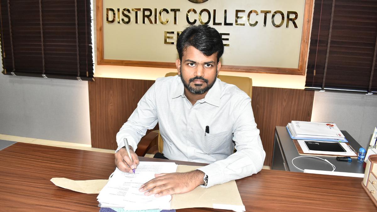 Erode’s new Collector, Raja Gopal Sunkara, assume office