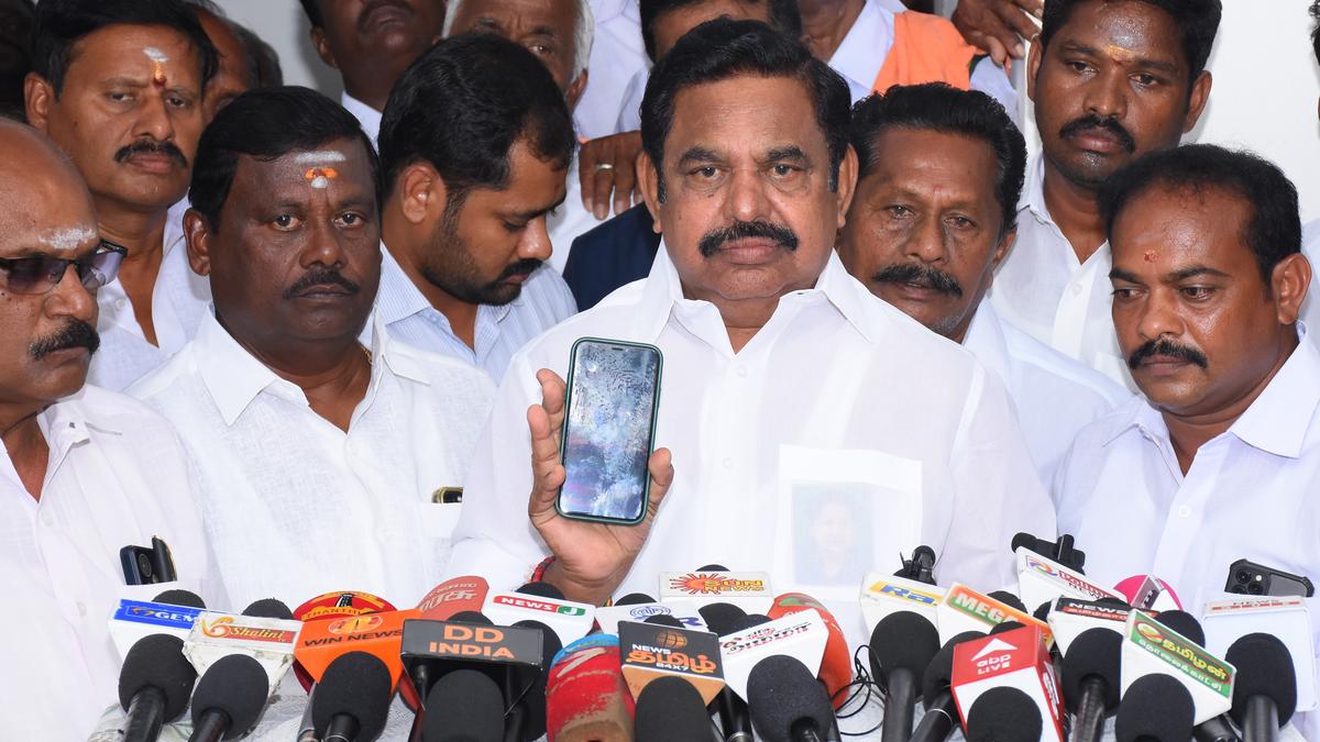 Not meeting Home Minister in connection with hooch deaths: Palaniswami