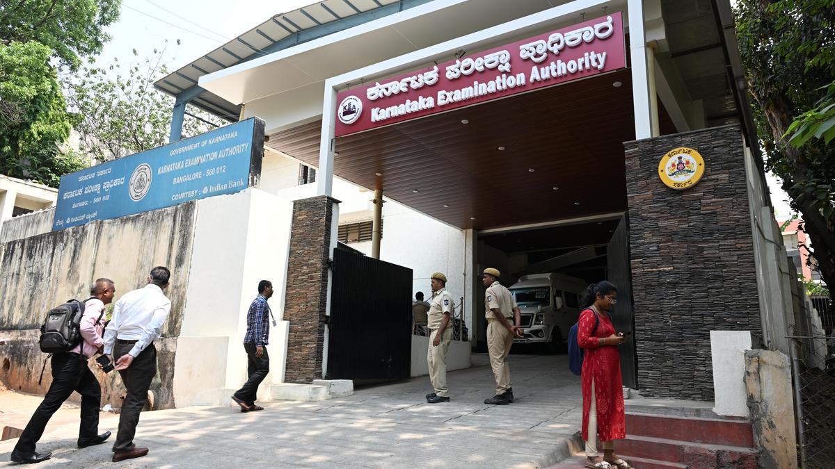 Manthana on CET seat allotment held in 64 Colleges; 10,000 participants on day one