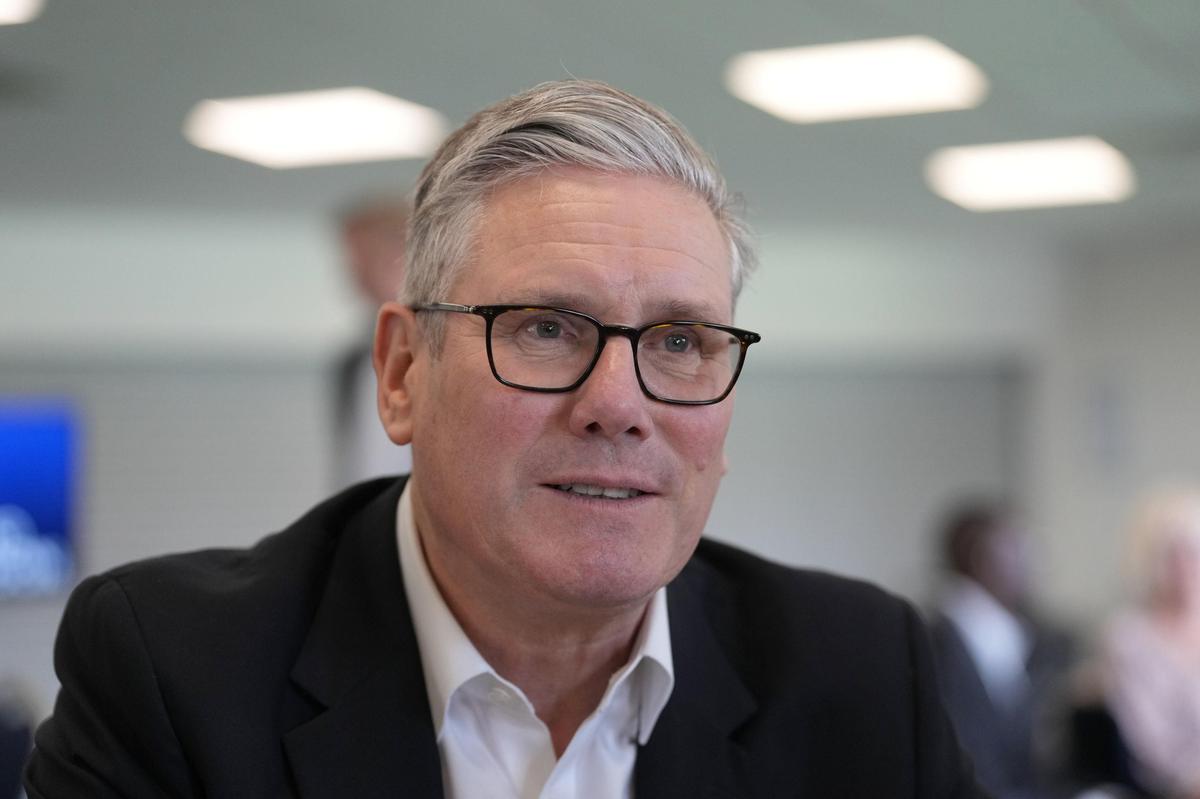 After Local Election Setback, Starmer Taps Brown and Harman for Advisory Roles