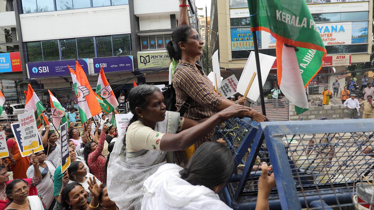 Mahila Congress workers march to police HQ demanding action on Hema panel report