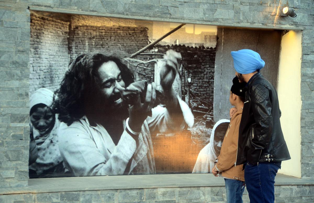 At the memorial named ‘The Wall of Truth’ on the premises of Gurdwara Rakab Ganj Sahib, New Delhi. At the memorial named ‘The Wall of Truth’ on the premises of Gurdwara Rakab Ganj Sahib, New Delhi.