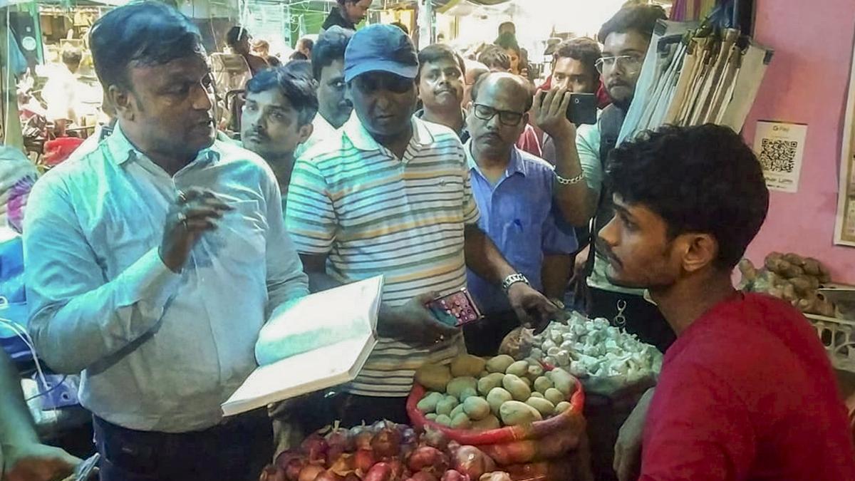 ‘Food prices a worry but June inflation may not exceed 5%’ ‘Food prices a worry but June inflation may not exceed 5%’