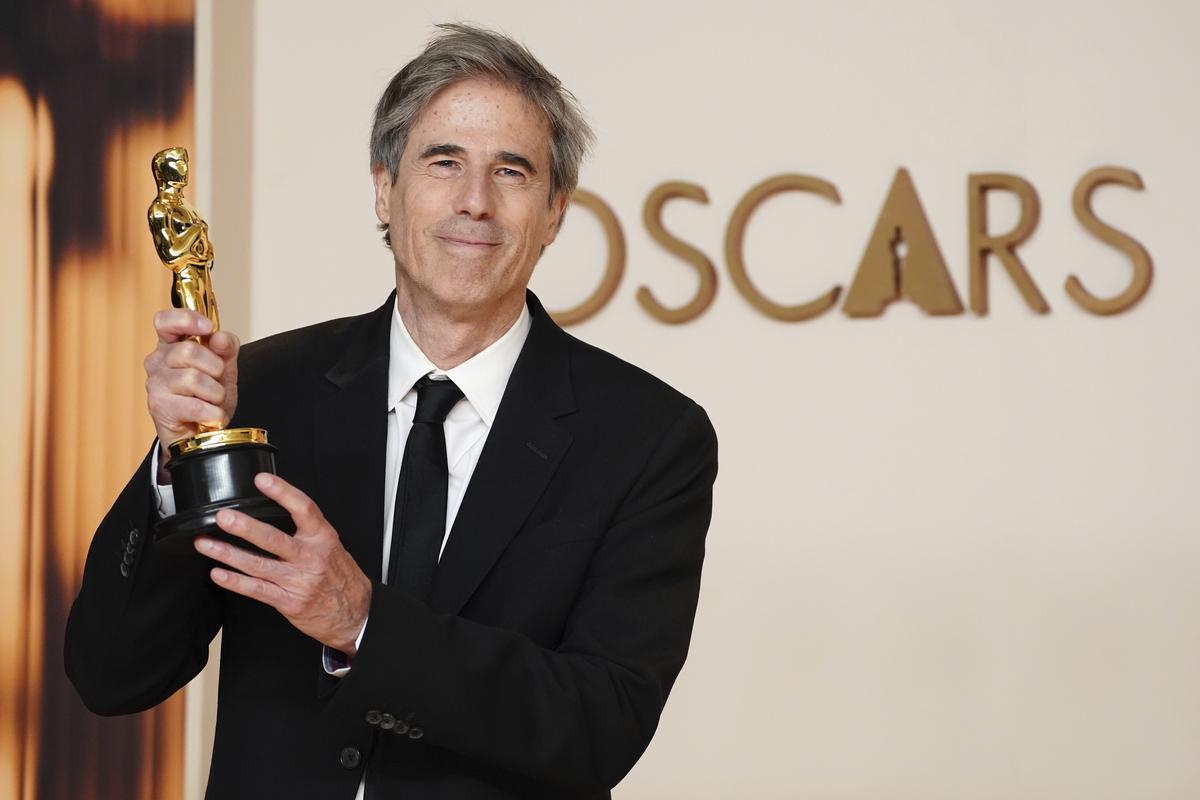Walter Salles, winner of the award for “I’m Still Here” from Brazil, for best international feature film, poses in the press room at the Oscars on Sunday, March 2, 2025, at the Dolby Theatre in Los Angeles. Walter Salles, winner of the award for “I’m Still Here” from Brazil, for best international feature film, poses in the press room at the Oscars on Sunday, March 2, 2025, at the Dolby Theatre in Los Angeles.