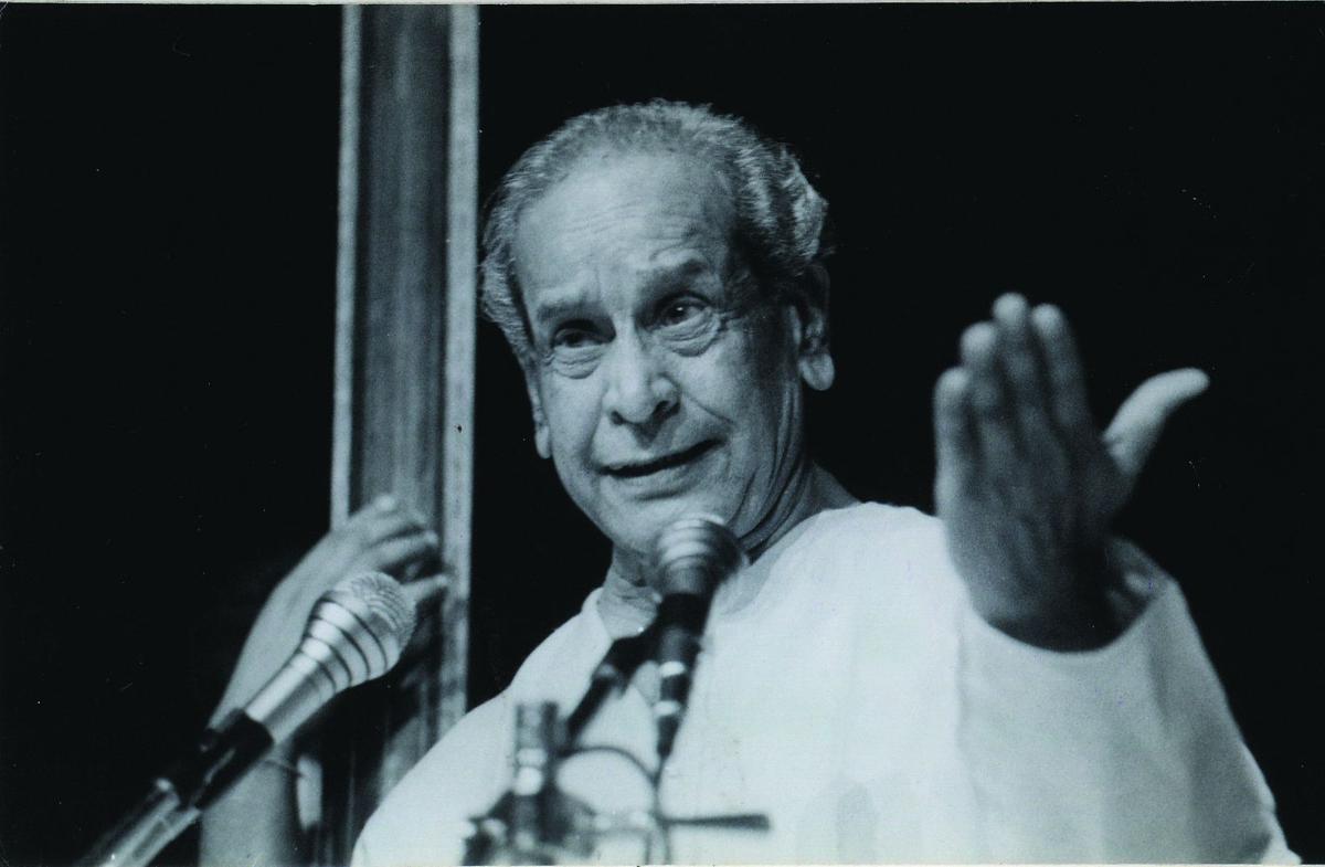 Pro.  Sudhir Chandra recalled how musicians including Pt.  Bhimsen Joshi included thought-provoking songs in his concerts.