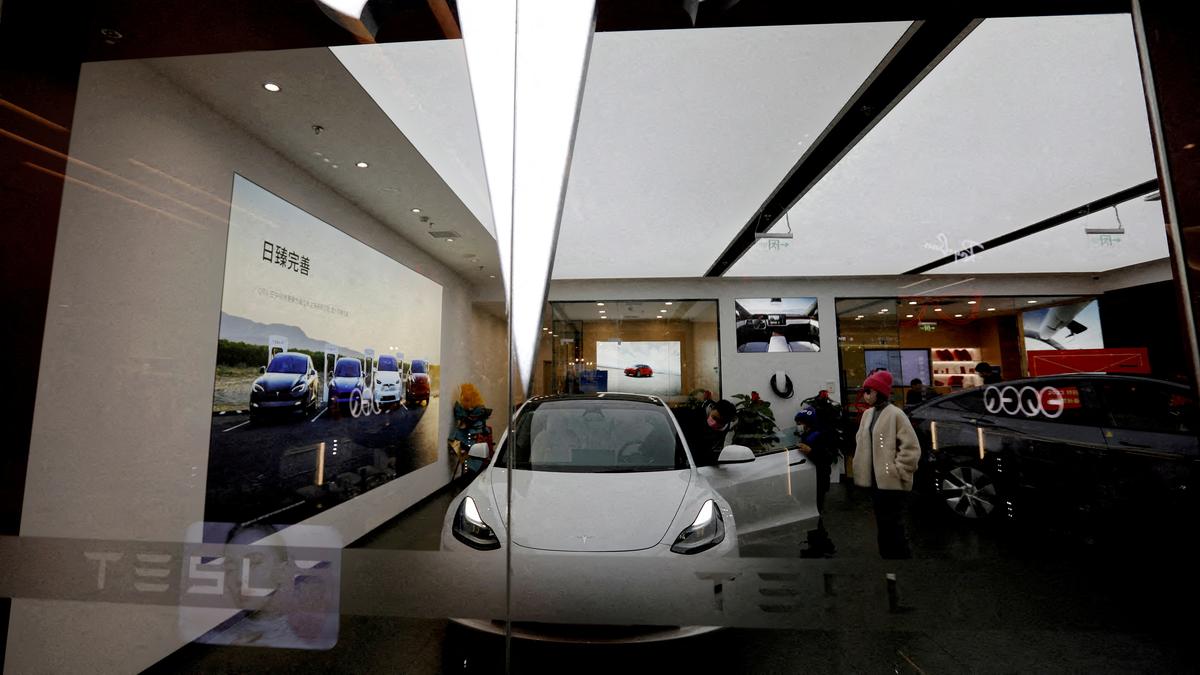 Tesla restarts search for Delhi showroom with DLF, sources say