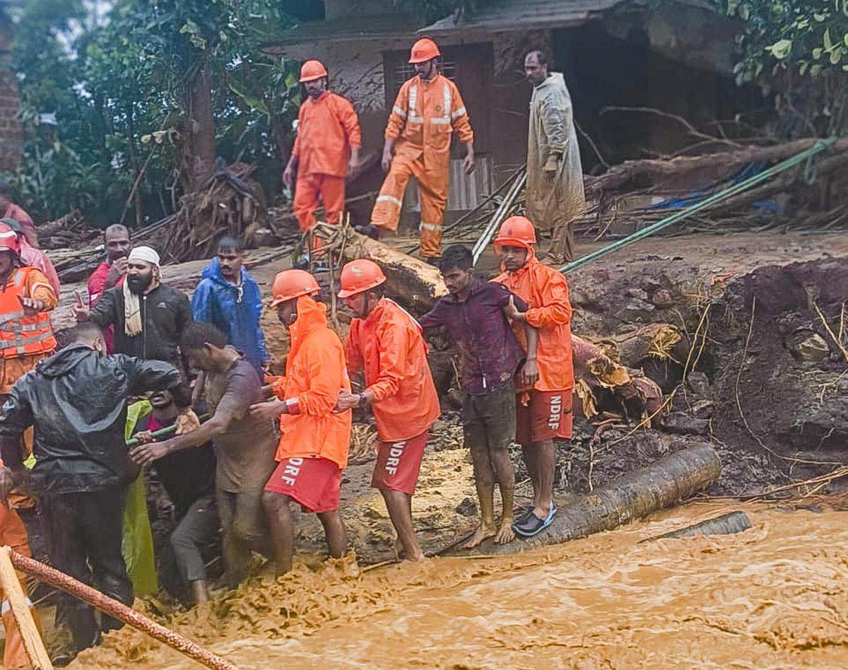 Wayanad landslides Highlights: At least 123 killed, several feared missing;  IMD issues red alert for Wayanad, neighbouring districts - The Hindu