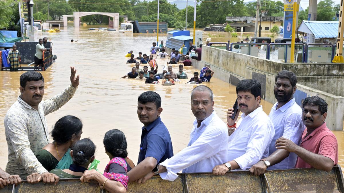 Floods: Andhra Pradesh government intensifies relief measures, death toll pegged at 17 in three districts