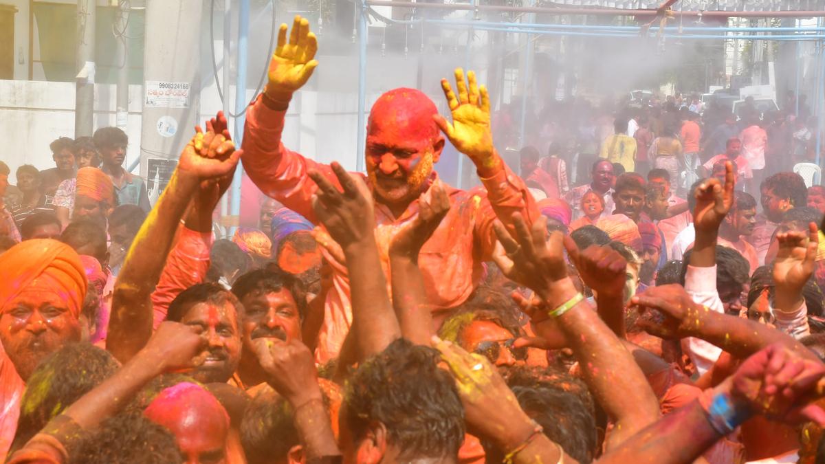 Bandi Sanjay emphasizes unity in diversity during Holi celebrations.