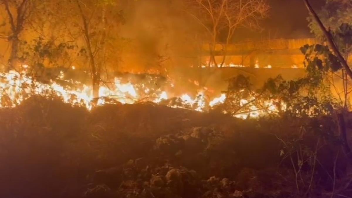 Massive fire breaks out at waste dumping yard in Kerala’s Kasaragod district at midnight