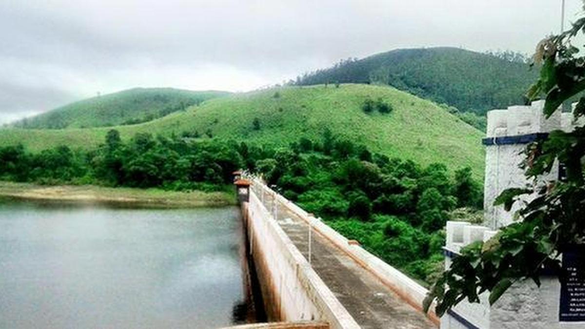 Water level in Mullaperiyar dam stands at 118 feet
