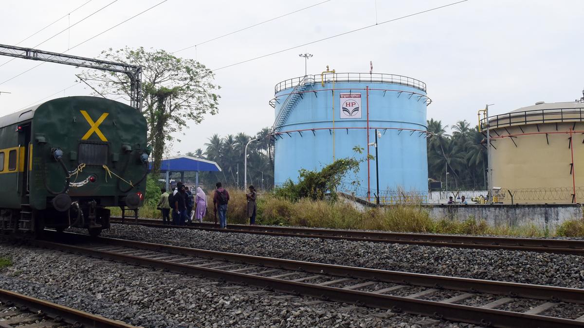 India's HPCL aims at slicing diesel purchase from other firms on output boost