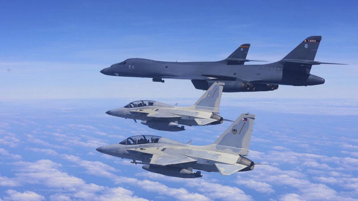 U.S. and Philippine fighter aircraft jointly patrol disputed shoal region guarded by China