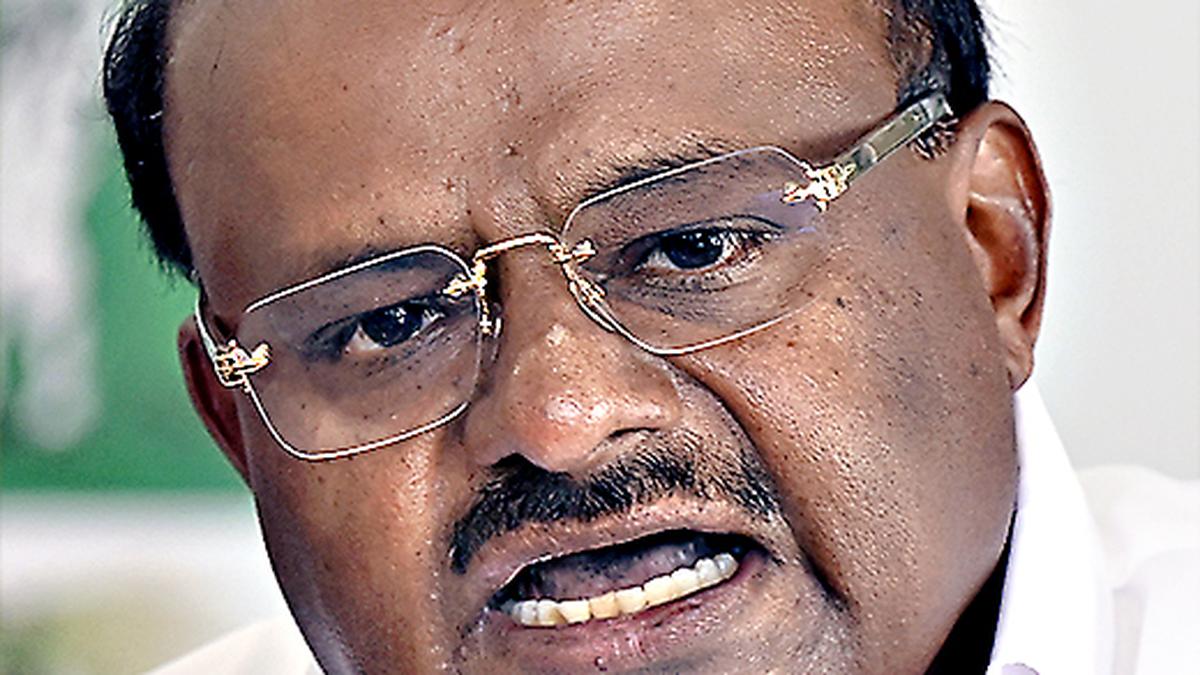 HDK dismisses speculation over JD (S) MLAs joining Cong.