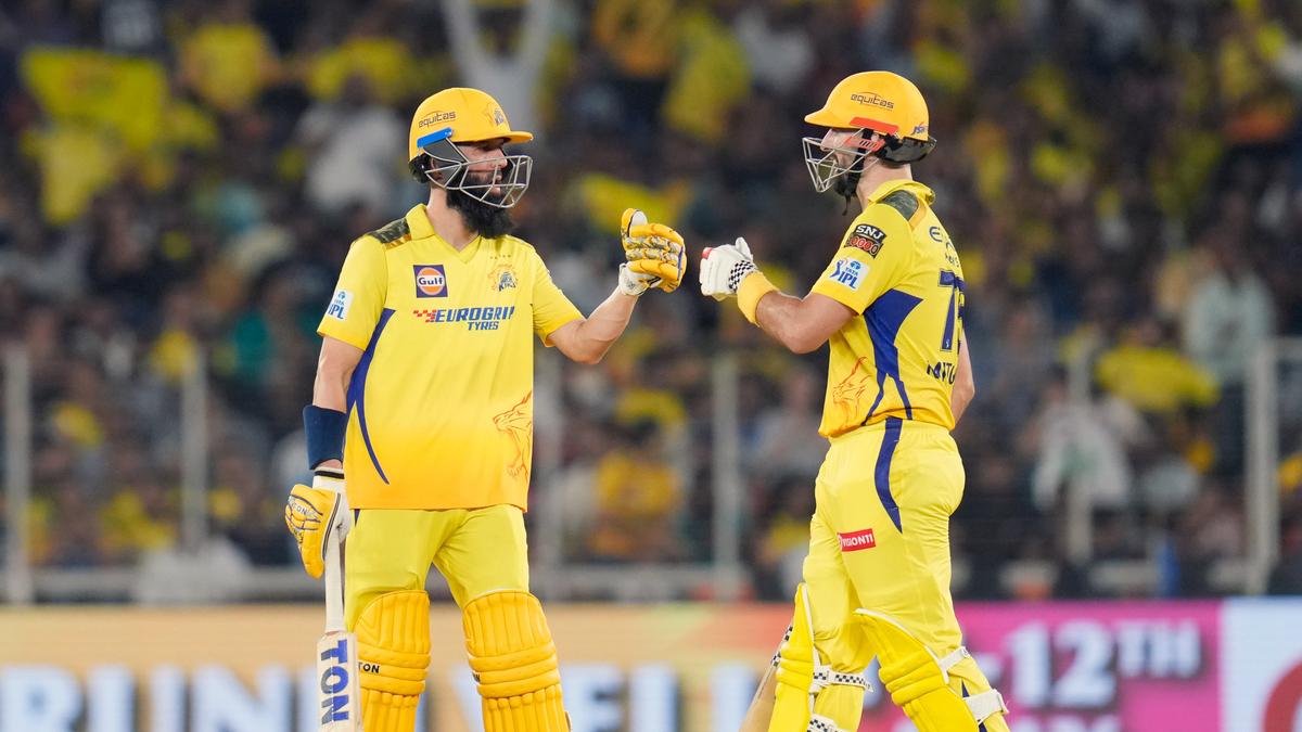 CSK and RR Clash in Crucial IPL Playoff Race