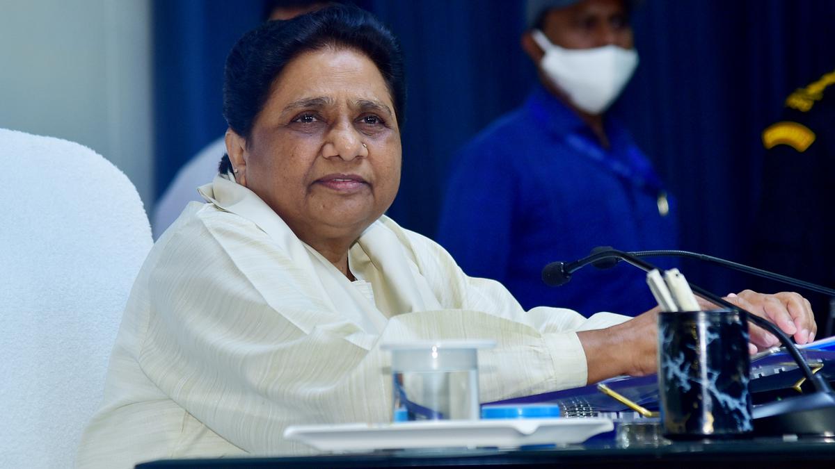 Provide justice to daughters who brought laurels to nation, says Mayawati