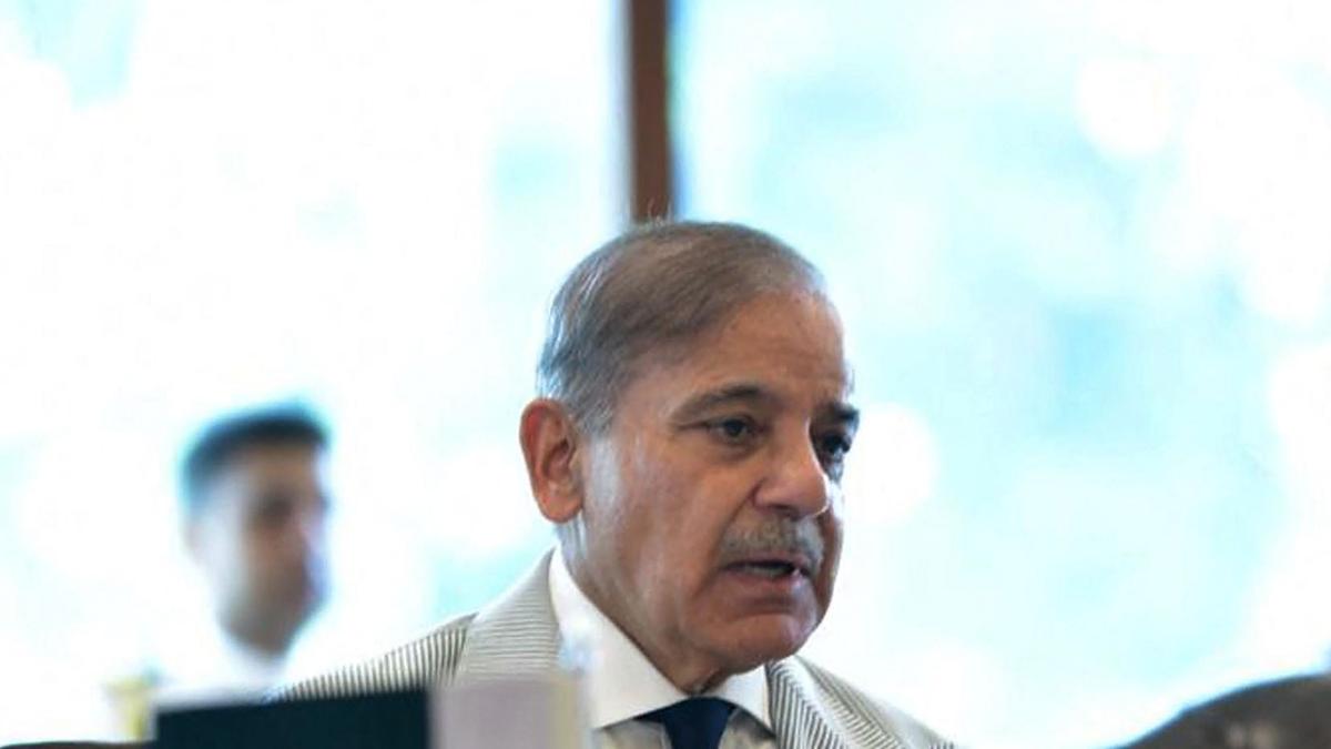 Pakistan PM says ‘Afghan citizens’ helping suicide bombers Pakistan PM says ‘Afghan citizens’ helping suicide bombers