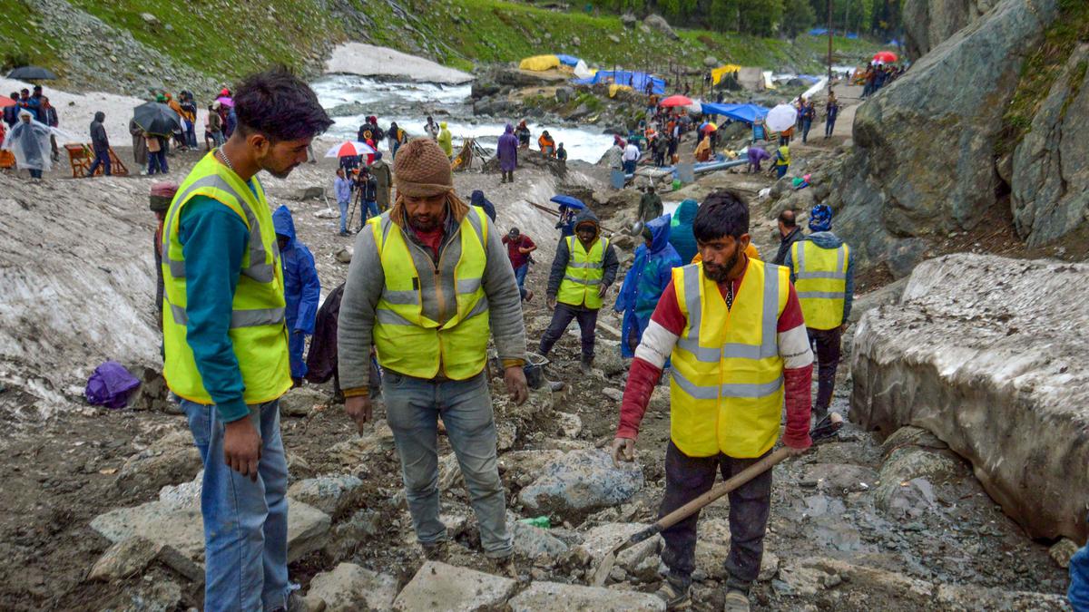 Amarnath yatra’s twin tracks to be widened with railings: BRO