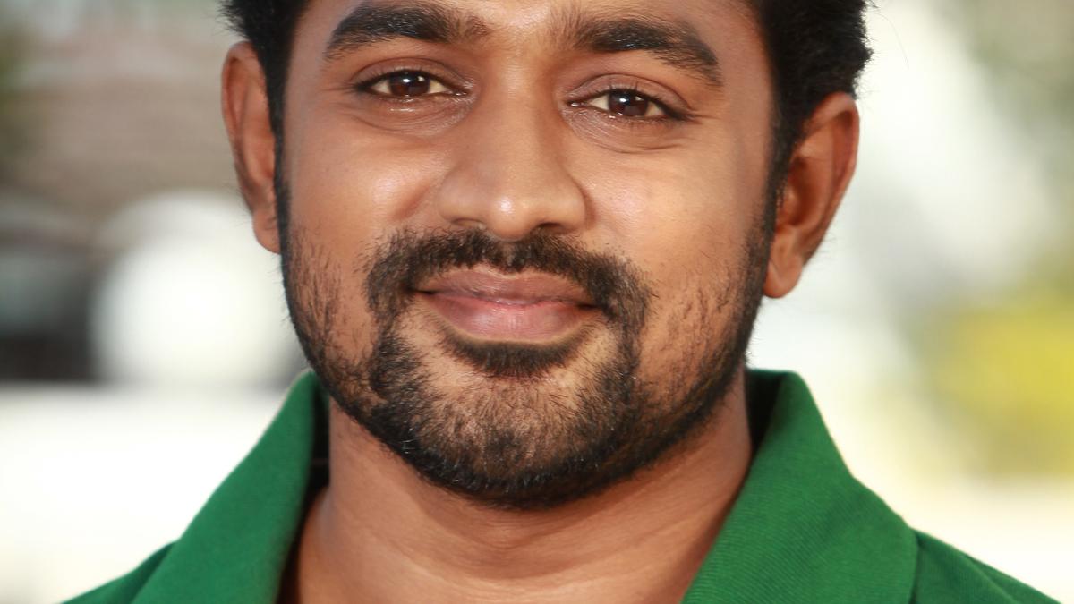 Actor Asif Ali urges supporters to refrain from hate campaign against musician Ramesh Narayan