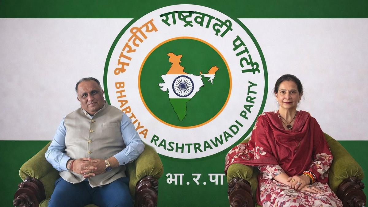 Expelled Punjab Congress leader Navjot Kaur Sidhu launches new political outfit