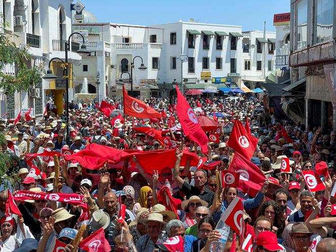 
After the referendum: The challenges of a power grab in Tunisia 
