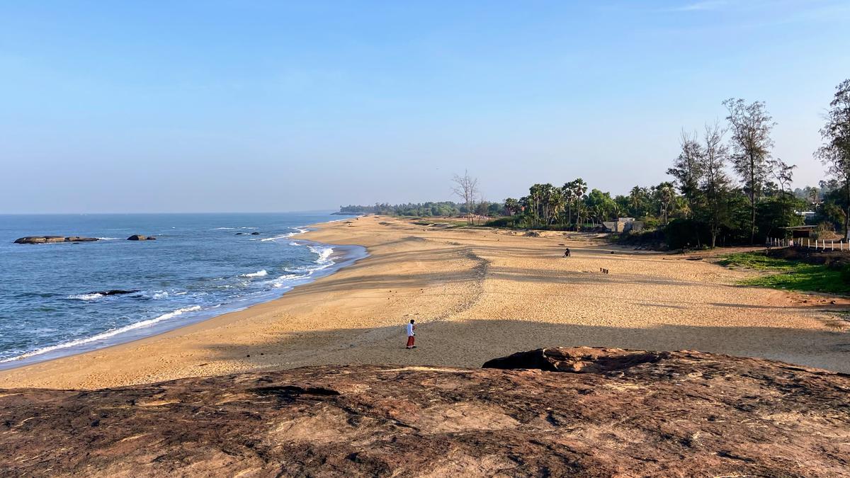 Six arrested for ‘moral policing’ at Someshwara beach near Mangaluru