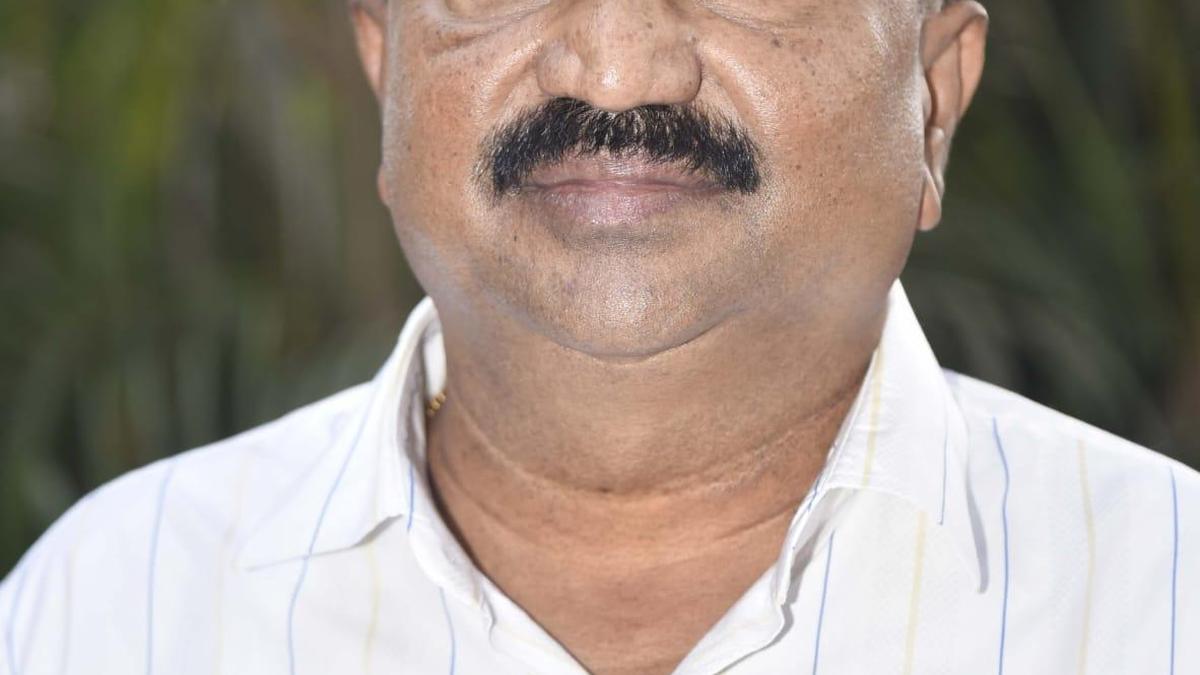 Siddaramaiah has set an example in contemporary politics by handing over power gracefully, says KPCC spokesperson