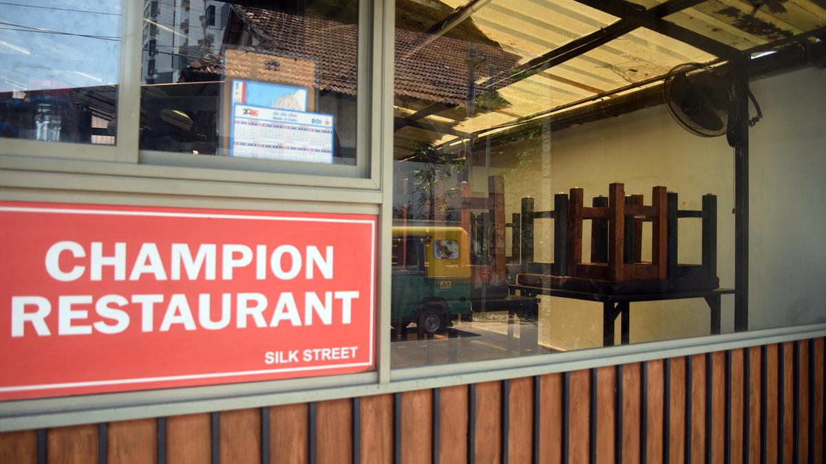 Labourers from Assam, West Bengal in Kerala leave en masse to vote after SIR concerns