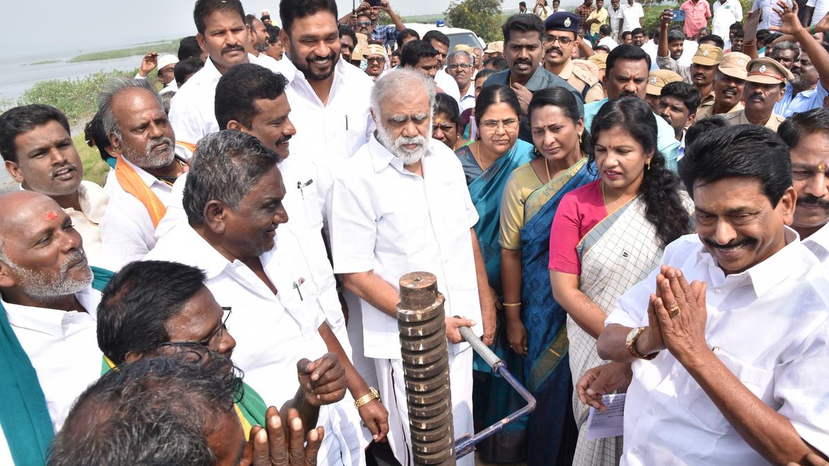 Minister I. Periyasamy opens Vaigai dam water for 58-canal scheme areas