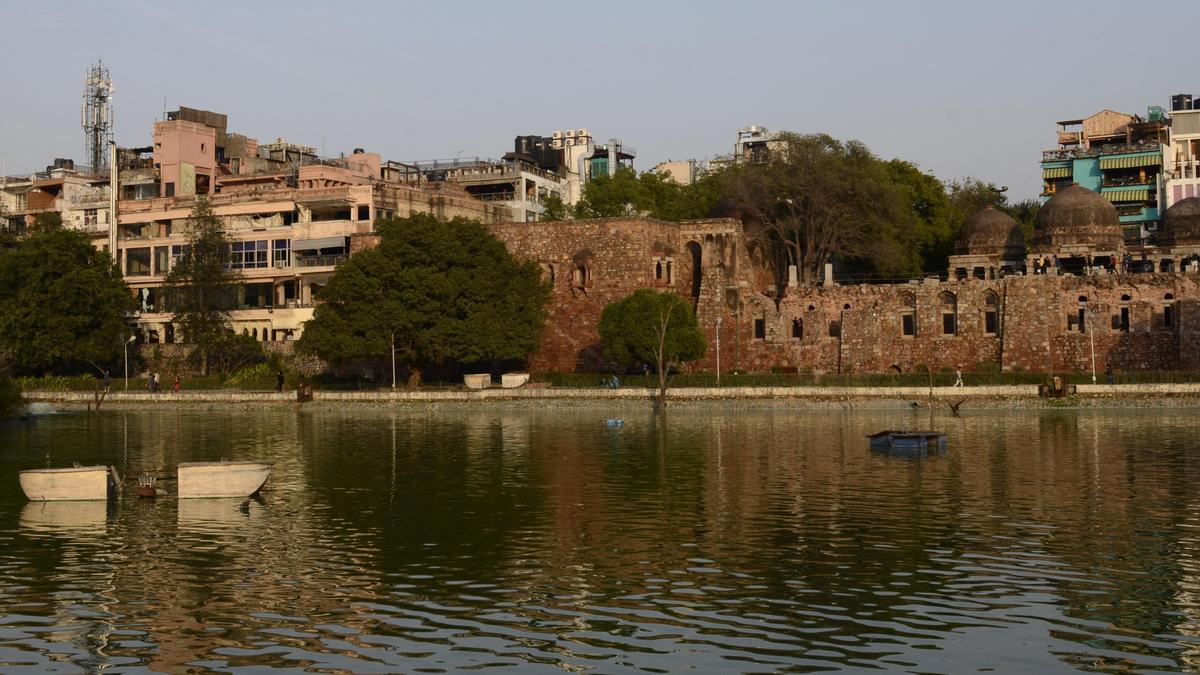 A walk through the bylanes of Hauz Khaz Village