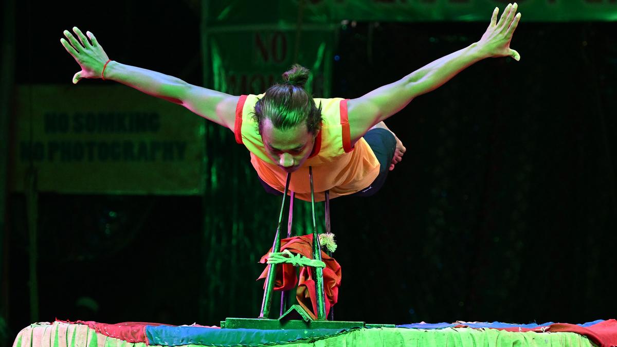 Thrills and chills aplenty as Jamuna Circus visits Tiruchi with its expert performers