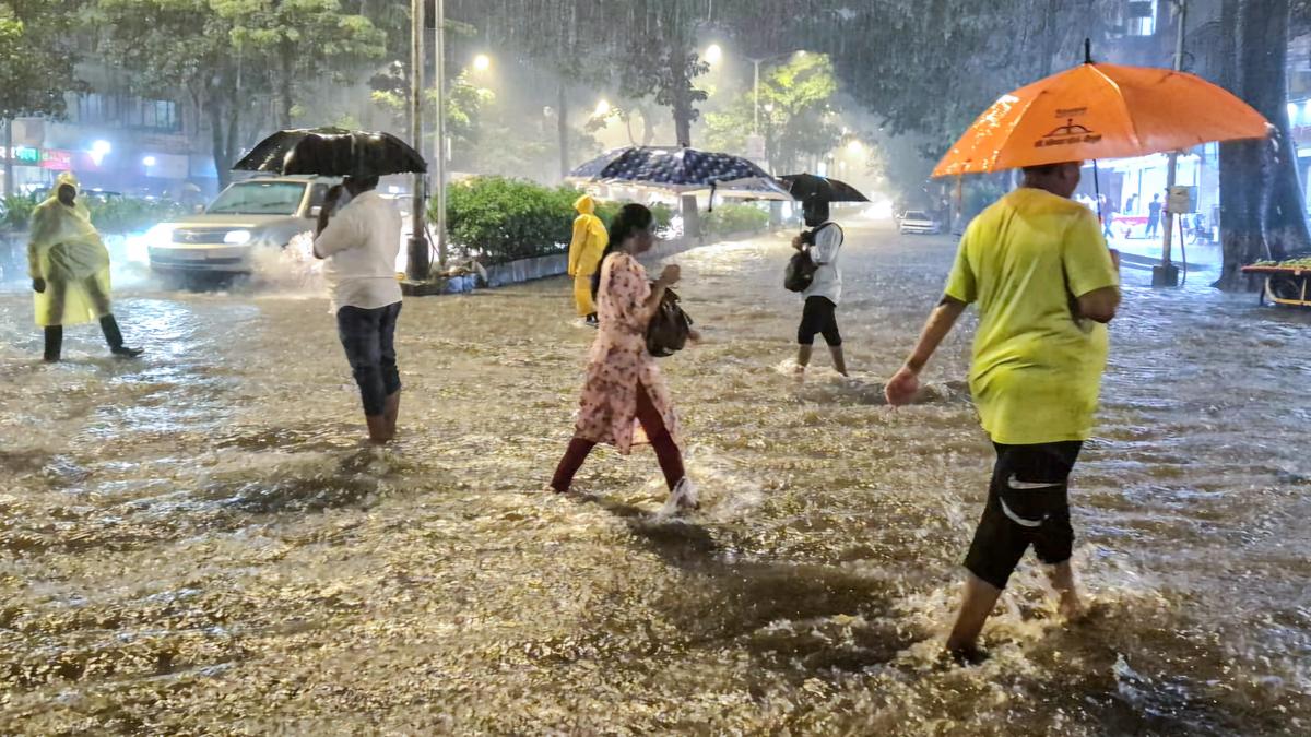 At least four dead amid heavy rains, 16 flights diverted; Mumbai on ‘orange’ alert